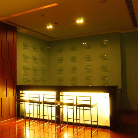 Royal Park Kakinada Hotel Exterior photo